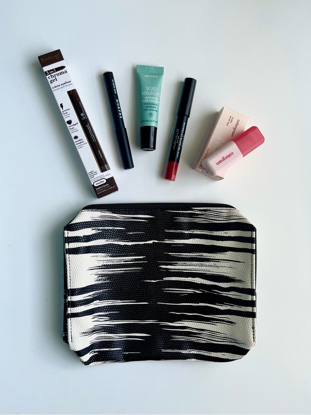 🆕 6 Piece Beauty Products